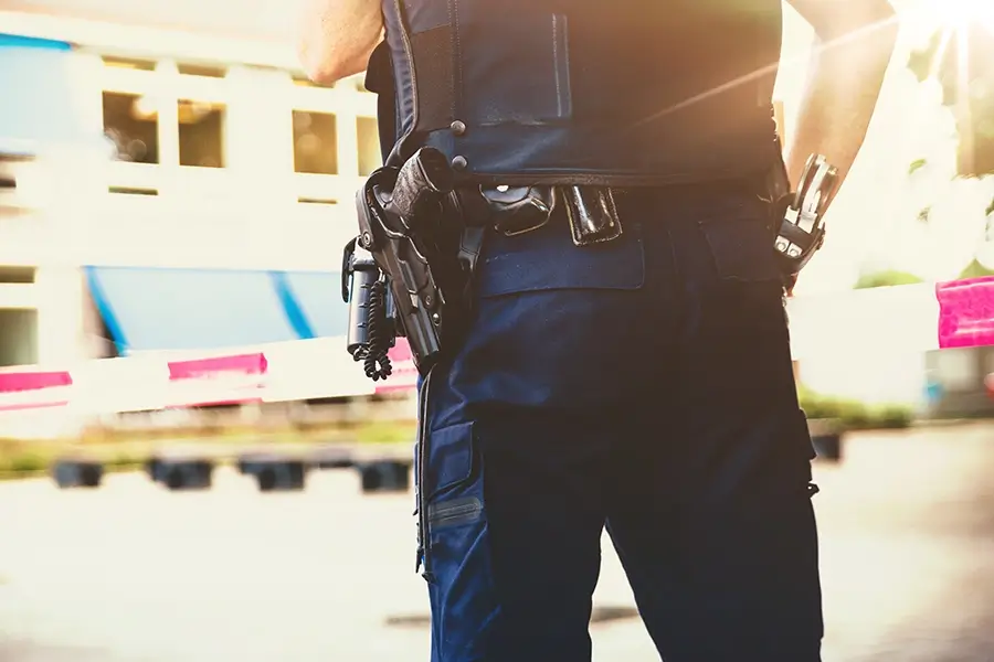 When Your Business Needs an Armed Security Guard in St. Louis, MO